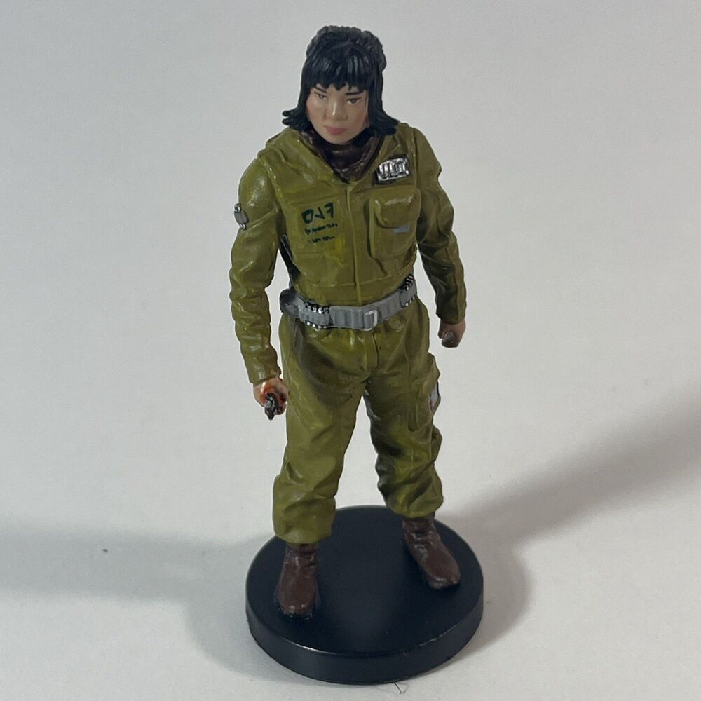ROSE TICO STAR WARS 3.5” ACTION FIGURE PLASTIC TOY ON BASE